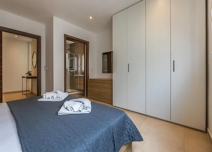 Fl 4 Thelodge-Charming City Retreat By Homely